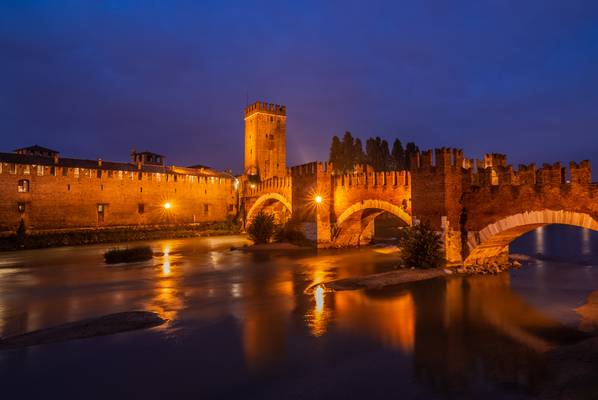 The Castelvecchio at dawn