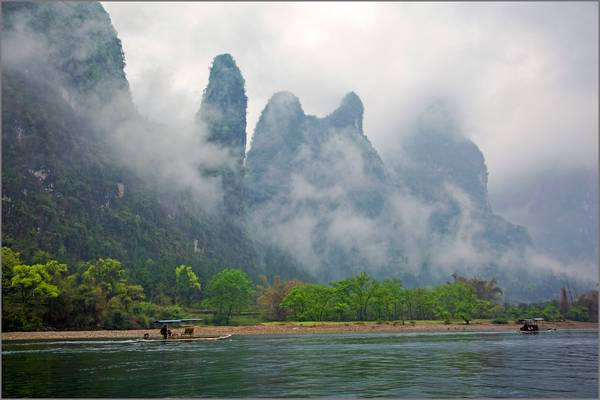 Mist over Li River