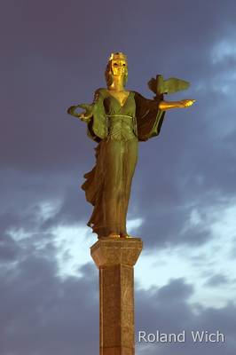 Statue of Sveta Sofia