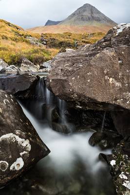 Wee waterfall and Sgurr nan Gobhar