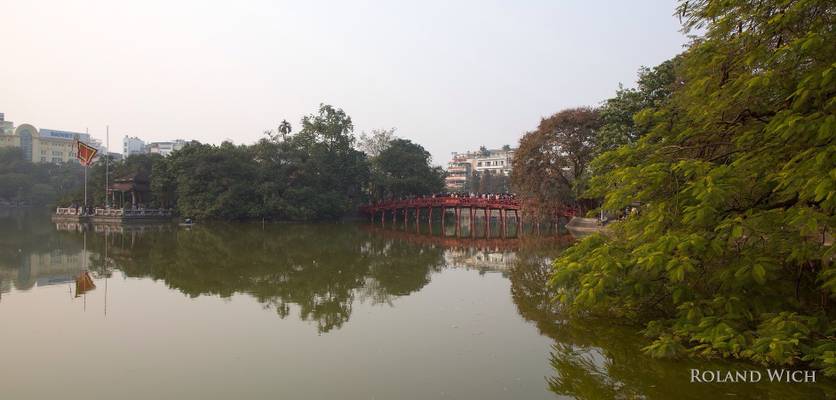Hanoi - Hoàn Kiếm Lake
