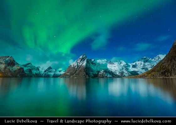 Norway - Lofoten - Moskenes - Hamnoy - Picturesque fishing village under Aurora borealis - Northern lights