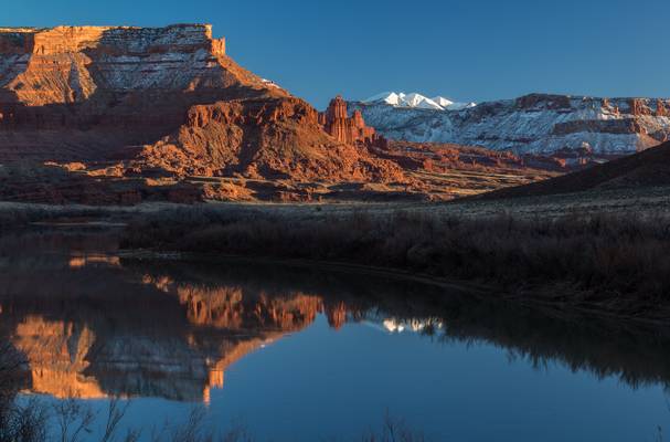Winter reflections in red rock country