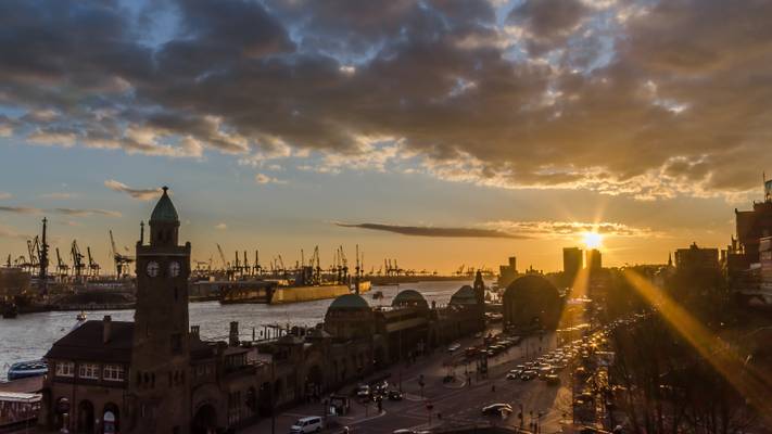 Harbour sunset - Hamburg