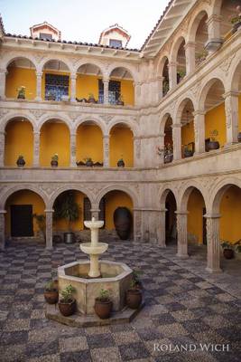La Paz - Museo National de Arte Courtyard