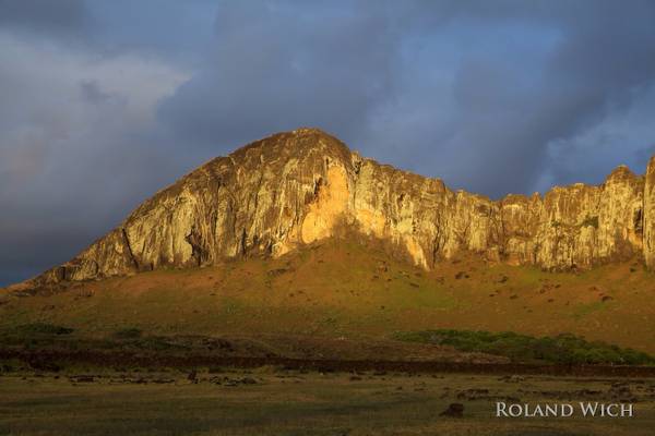 Easter Island - Rano Ranaku
