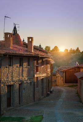 Atardecer en Calatañazor. Soria