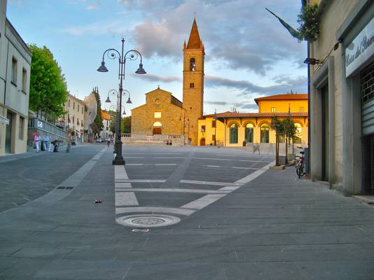 Arezzo Piazza S.Agostino (HDR)