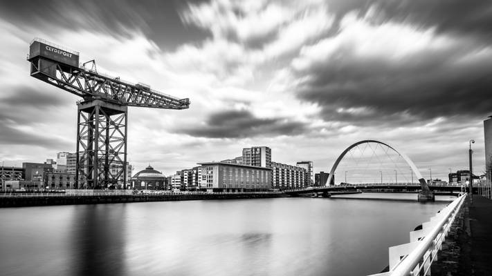 Clyde arch, Glasgow, Scotland - Black and white cityscape photography