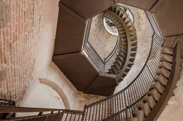 staircase - Torre dei Lamberti