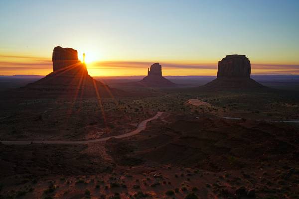 Gorgeous sunrise over Monument Valley, Arizona