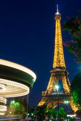 manège et tour Eiffel