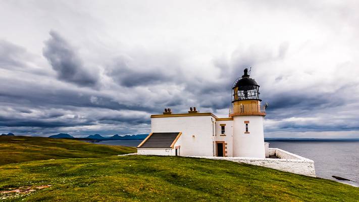 Stoer Lighthouse Up-Close