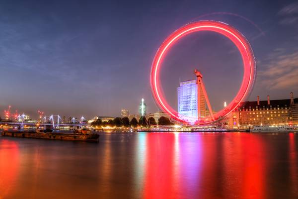 London Eyes by night [UK]