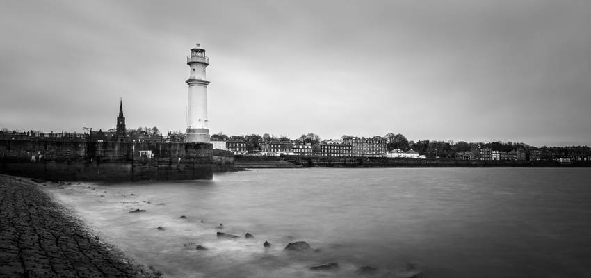 Newhaven Harbour Lighthouse 2
