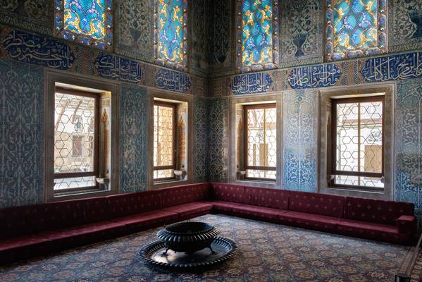 Room in harem. Topkapi palace (Istambul)