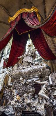 _MG_4356_web - Tomb of John of Nepomuk in St. Vitus Cathedral