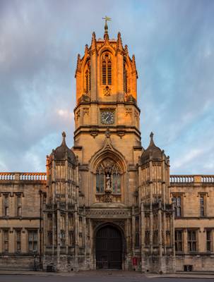 England, Oxford: Tom Tower - Oxford, UK