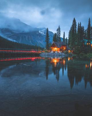 Blue hour on the Emerald lake