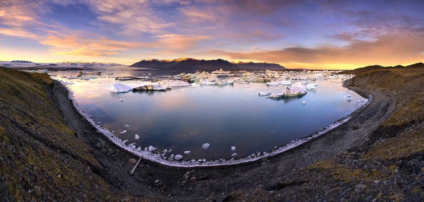 Sunset over Jokursarlon Ice Lagoon, Iceland