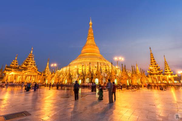 Shwedagon Pagoda [MY]