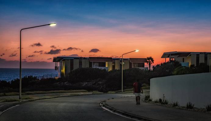 Curaçao sunset walk