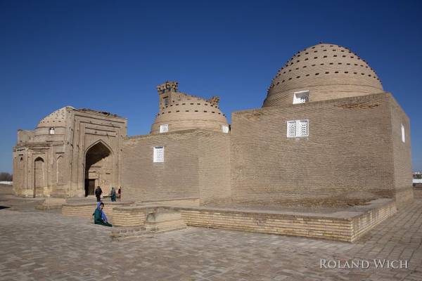 Konye-Urgench - Najm-ad-Din al-Kubra Mausoleum