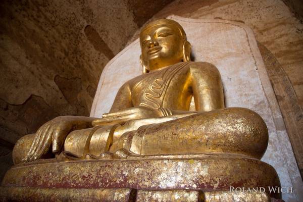 Bagan - Buddha in Dhammayangyi Temple