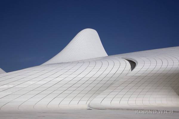 Baku - Heydar Aliyev Center