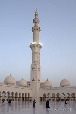 Abu Dhabi - Sheikh Zayed Grand Mosque