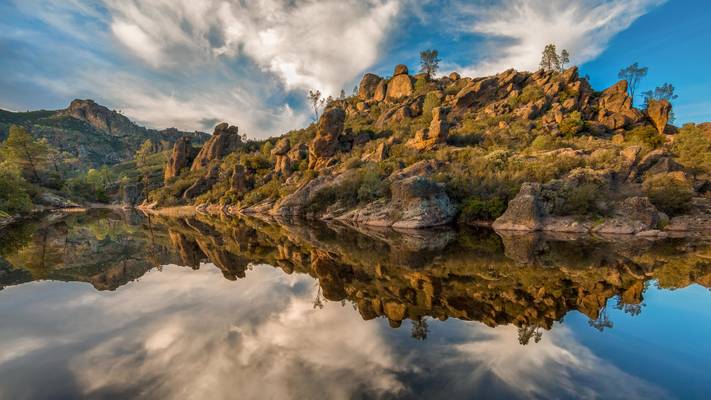 Pinnacles National Park, California
