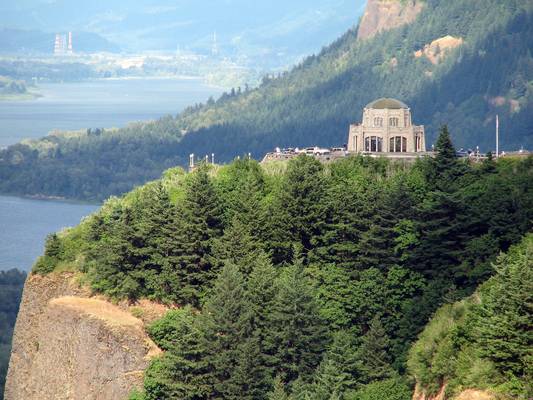 Vista House & Crown Point