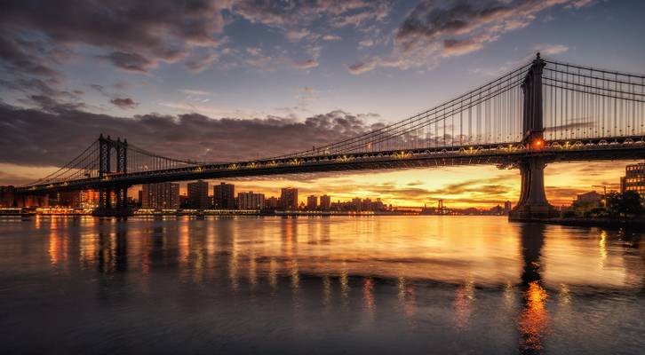 Golden hour, Manhattan bridge