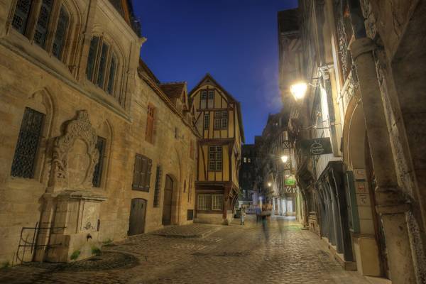 Rouen by night [FR]