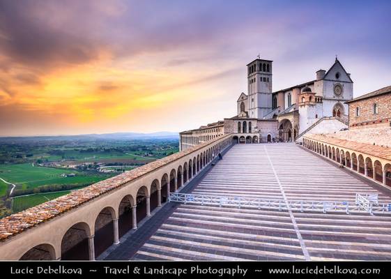 Italy - Umbria Region - Assisi - Historical town and birthplace of St. Francis - UNESCO World Heritage Site - Mother church of Roman Catholic Order of Friars Minor - Franciscan Order at Sunset