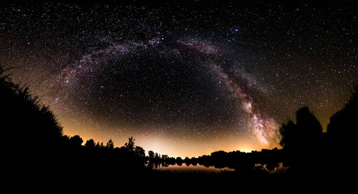 Milky Way Arch over the Breuil pond