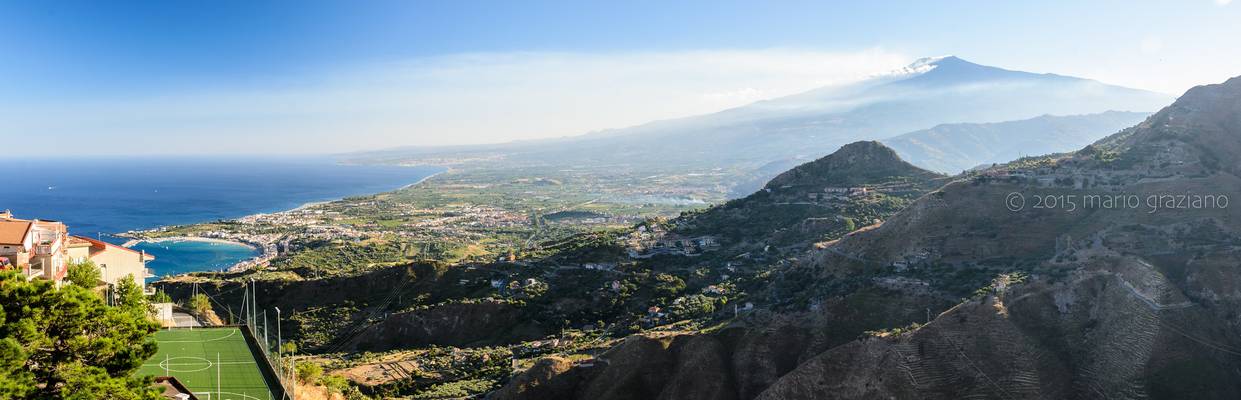 Castelmola | Vista sulla costa est e sull'Etna