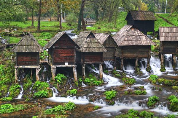 Bosnian Mills