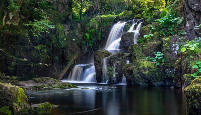 Linn Jaw Waterfall