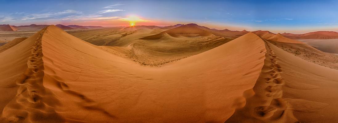 Sunrise at Namibia's Dune 45