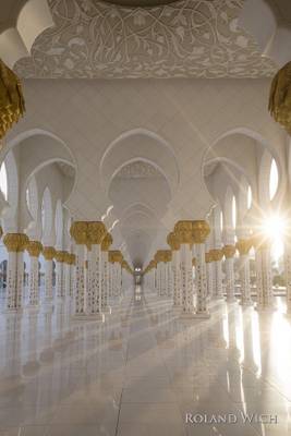 Abu Dhabi - Sheikh Zayed Grand Mosque