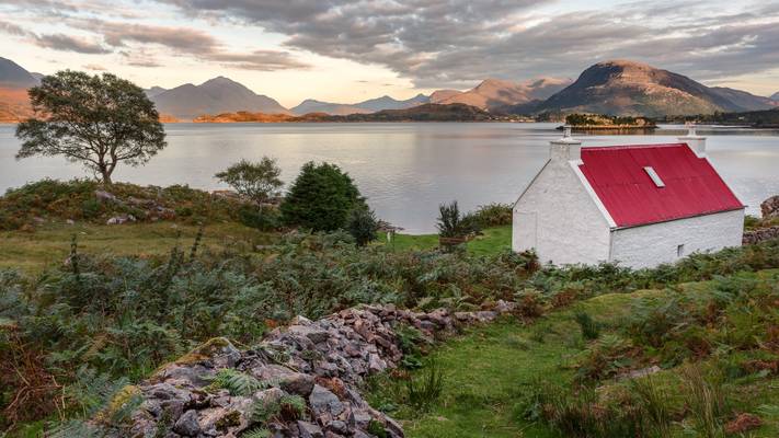 The Red Roofed Cottage