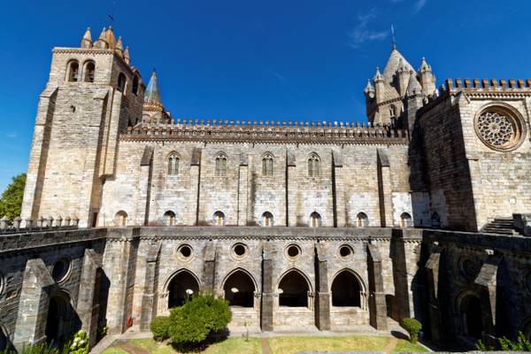 Sé - Cathedral of Évora Cloister