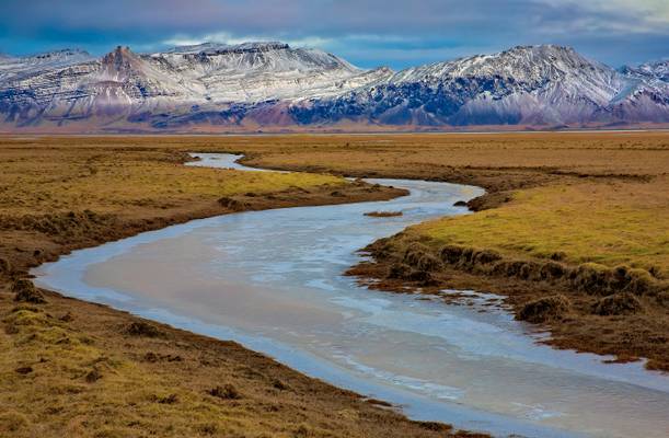 Iceland's Coastal Mountains