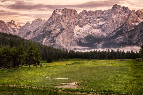 Misurina – Civetta Mountain and… a football pitch! | Dolomites, Italy