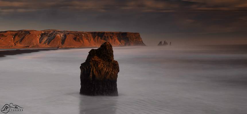 Arnardrangur & Reynisdrangar