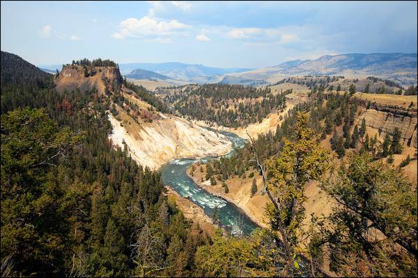 Bleached Cliffs. Yellowstone river view