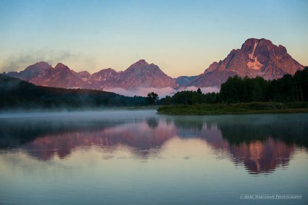 Morning light at Oxbow Bend