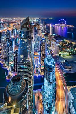 Giants of Dubai Marina