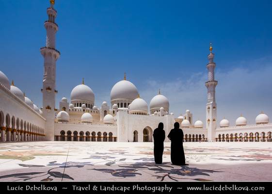 United Arab Emirates - Abu Dhabi - Sheikh Zayed Bin Sultan Al Nahyan Mosque